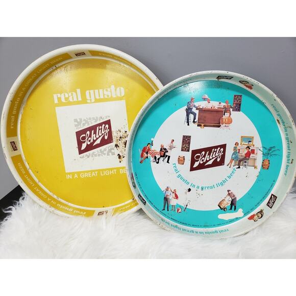 Vintage 1965 SCHLITZ “REAL GUSTO” rare Yellow‎ Metal Round Serving Beer Tray - Picture 1 of 12